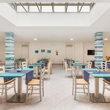 Hotel Il Riccio بورتو سيساريو المظهر الخارجي الصورة